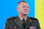 ЗАЛУЖНЫЙ ПОЗВОНИЛ ГЕНЕРАЛУ МИЛЛИ И ДОЛОЖИЛ ОБ ИЗМЕНЕНИИ СИТУАЦИИ