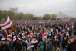 "Решительный и окончательный" бой в день ультиматума в Минске: Протестующие уткнулись в ОМОН