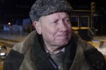 "Национализм возрождается": пенсионер, высланный из Латвии, расплакался в России, рассказывая о семье