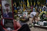 "Украина первая пошла под нож". Эксперты в Киеве думают о том, каким будет финал