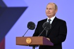 Владимир Путин отметил нежелание союзников России прогибаться под гегемона