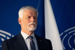 Президент Чехии: присутствие войск НАТО на Украине не нарушит международного права
