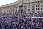 "К Новому году Лукашенко останется": протесты в Белоруссии превратились в карнавал - эксперт