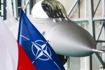 США попытаются ввести бесполетную зону над Украиной: Польские F-16 готовятся вступить в бой с нашими Су-30 и Су-35