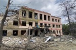 В офисе Зеленского не поверили в отвод российских войск из Херсона