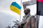 Украинские нацисты пообещали установить памятник Бандере на границе с Россией