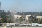 В центре Донецка погибли 4 человека, разбито здание главпочтамта
