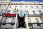 Проукраинские активисты захватили особняк Дерипаски в Лондоне