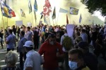 Вятрович и нацики под Радой угрожали Зеленскому тяжёлым осенним обострением