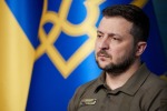 Офицеры закончились: Зеленский разрешил военным без образования занимать высшие посты