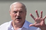 «Остановите своих безумных политиков»: Лукашенко обратился к народам Украины, Литвы и Польши