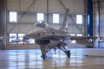 Украина получила первую партию истребителей F-16 - Bloomberg