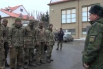 УКРАИНСКИЕ ВОЕННОПЛЕННЫЕ РАБОТАЮТ В МАРИУПОЛЕ НА БЛАГО ДНР