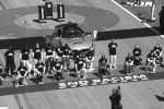 Российский гонщик F1 отказался вставать на колени в знак протеста против расизма