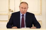 Путин потребовал сохранить коллективы российских автозаводов