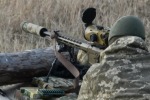 Снайпер ВСУ ранил мирного жителя поселка Александровка в ДНР
