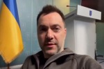 Арестович разнес Порошенко за слова о вине Зеленского в начале конфликта